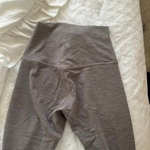 Lululemon leggings